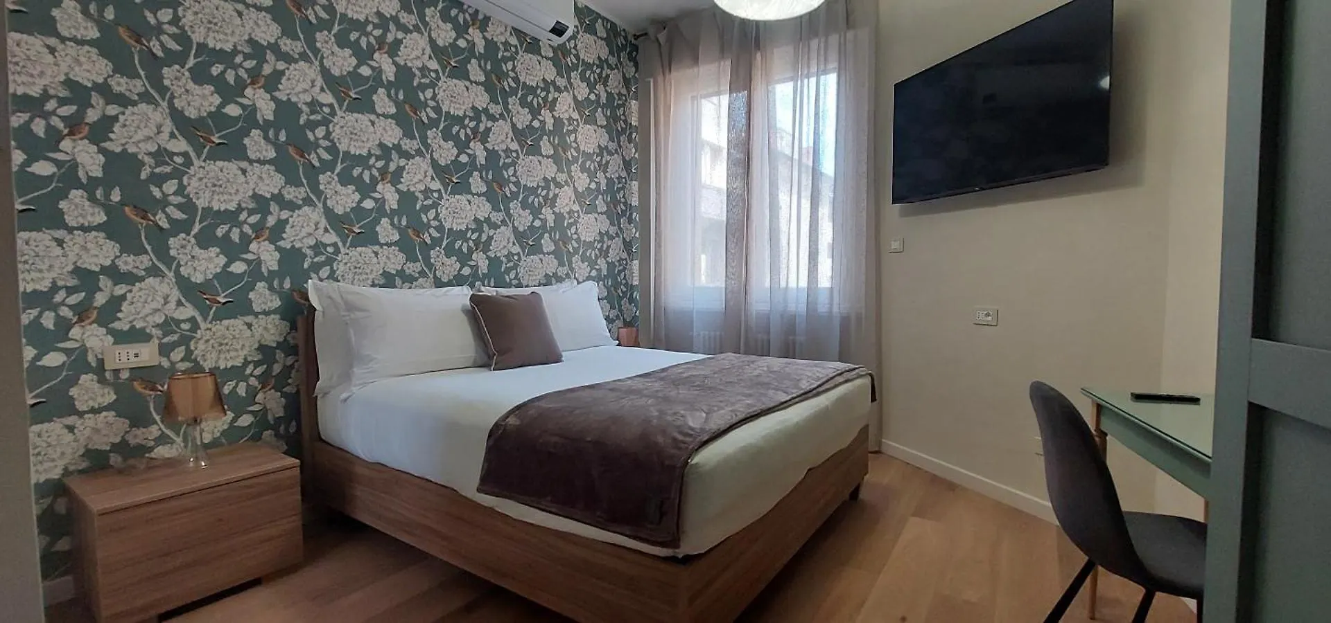G&G Firenze One Station Apartment