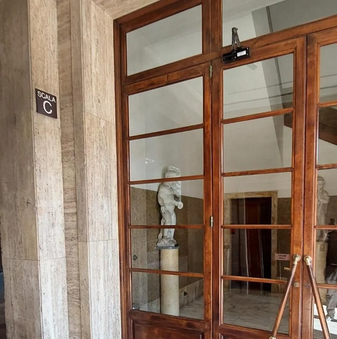 G&G Firenze One Station Apartment