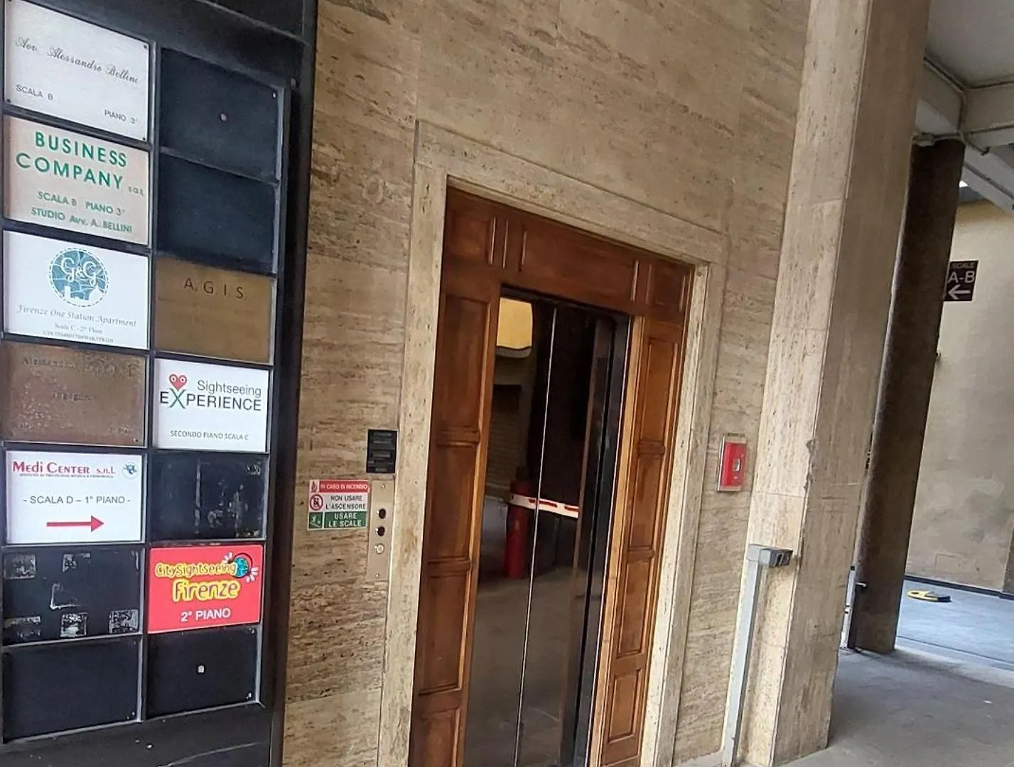 G&G Firenze One Station Apartment 0*, Florence